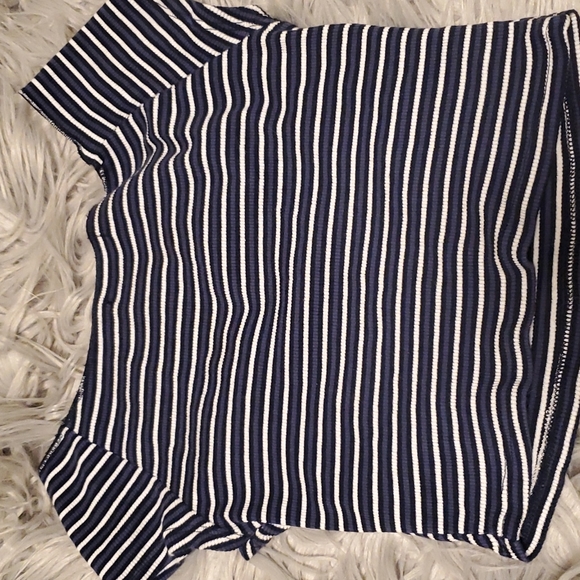 Brandy melville top - Picture 3 of 3